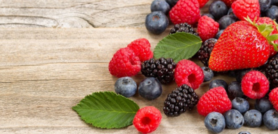 فوائد التوت للذاكرة ووظائف الدماغ