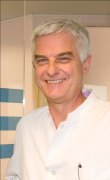 الدكتور Prof Reinhardt Kau اخصائي في الأنف والاذن والحنجرة