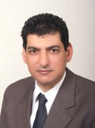 د. فهمي عبدالله نجم اخصائي في طب عيون