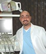 د. هشام البستاني اخصائي في طب اسنان