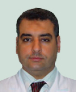 د. ايمن الغنيمي اخصائي في طب عيون