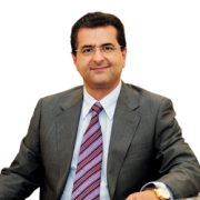 الدكتور افشين غفراني اخصائي في جراحة تجميلية