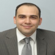 الدكتور وسيم القصاص اخصائي في طب اسنان