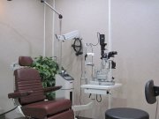 مركز بن رشد التخصصي للعيون