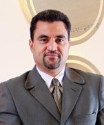 د. محمد النقيب اخصائي في طب عيون