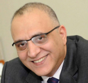 د. زهير النصار اخصائي في طب اسنان