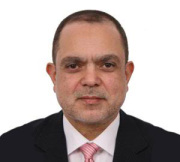د. اشرف كامل اخصائي في جراحة الكلى والمسالك البولية والذكورة والعقم