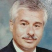 د. عمر عادل صبيح اخصائي في جراحة الكلى والمسالك البولية والذكورة والعقم