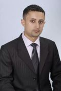 الدكتور عجيب عبده عبده هزاع اخصائي في طب عام