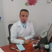 الدكتور عارف نجدت قواس