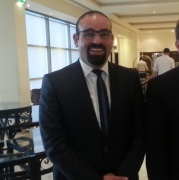 الدكتور ايمن محمد اسعد ربيع