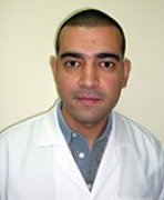 الدكتور احمد يونس اخصائي في طب اسنان