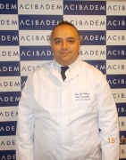 د. ميحمد فالي كارا التن اخصائي في جراحة تجميلية