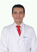 الدكتور أحمد محمود الشريف