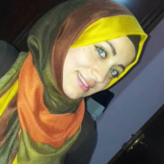الصيدلانية ميس بكر