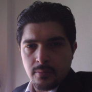 الدكتور سومر عطاف