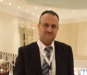 الدكتور يونس علي منصور