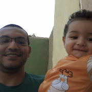 الدكتور الصيدلاني عبدالرحمن قناوي