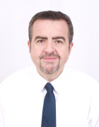 الدكتور عمرو العطار اخصائي في باطنية