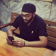 الدكتور احمد شوقي شندي