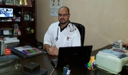 الدكتور لمجرد محمد اخصائي في طب عام
