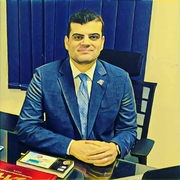 الدكتور احمد عدلي