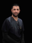 د. ايمن مجيداغا اخصائي في تقويم الأسنان