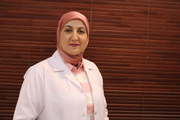 د. منى النجار اخصائي في تجميلية
