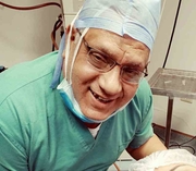 د. السيد السروي اخصائي في الجهاز الهضمي والكبد