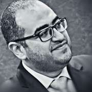الدكتور أسامة الزعفراني اخصائي في الاورام الحميدة و الخبيثة