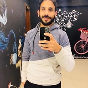 د. محمود احمد النمر اخصائي في جراحة تجميلية