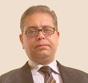 د. لوثر لمعي جندي اخصائي في طب عام