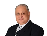 د. اسامة صبيح اخصائي في الروماتيزم والمفاصل