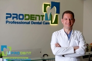د. مروان العطشان اخصائي في طب اسنان