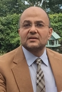 د. شريف علوان اخصائي في طب عيون