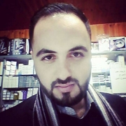 الدكتور الصيدلاني عقبة فواز ابو عليا اخصائي في دكتور صيدله 