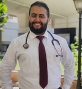 د. شادي محمد الدلابيح اخصائي في طب عام