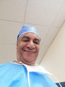 الدكتور يوسف ابراهيم ابو عواد اخصائي في جراحة عامة