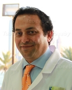 الدكتور منتصر الرواشدة اخصائي في جراحة الكلى والمسالك البولية والذكورة والعقم