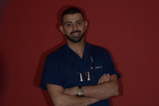 د. احمد جبر اخصائي في طب اسنان