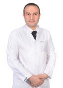 د. امير الدماطي اخصائي في الجهاز الهضمي والكبد