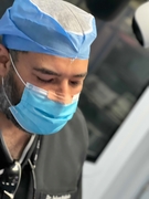 الدكتور اسلام نخاله اخصائي في جراحة الأورام