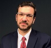 د. احمد يونس السيد اخصائي في طب عيون