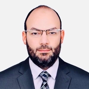 د. احمد حجازى اخصائي في طب أطفال