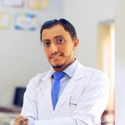 د. طارق محمد اخصائي في طب اسنان