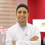 د. مارك مخلص اخصائي في طب اسنان