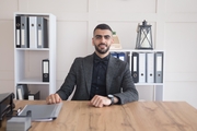 د. انس شريف البطاط اخصائي في طب عام