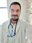 د. محمد احمد العمري اخصائي في طب عام