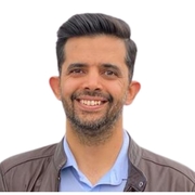 د. محمد دراغمة اخصائي في طب عيون