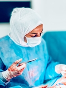 د. روان ياسين اخصائي في نسائية وتوليد